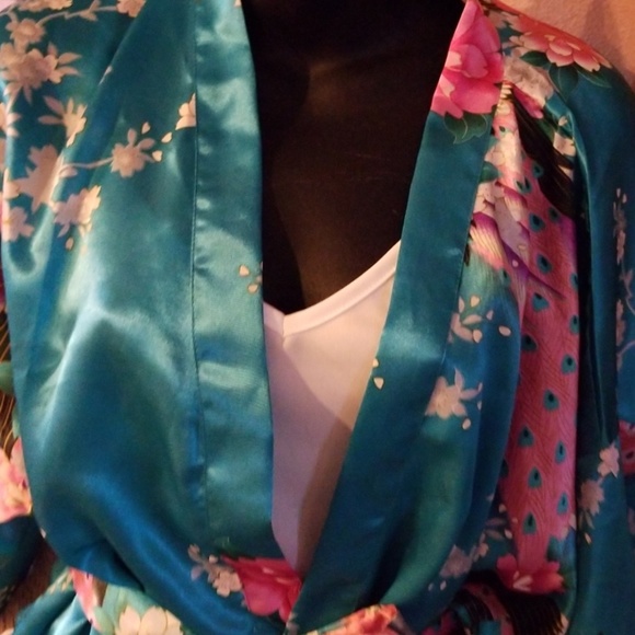 😘Robe...never worn...brand new😘 - Picture 5 of 8